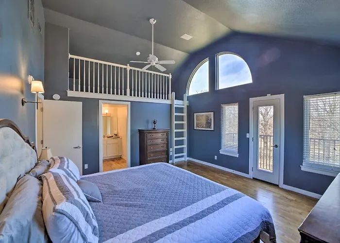 Grand Getaway With Private Pond, Dock & Deck